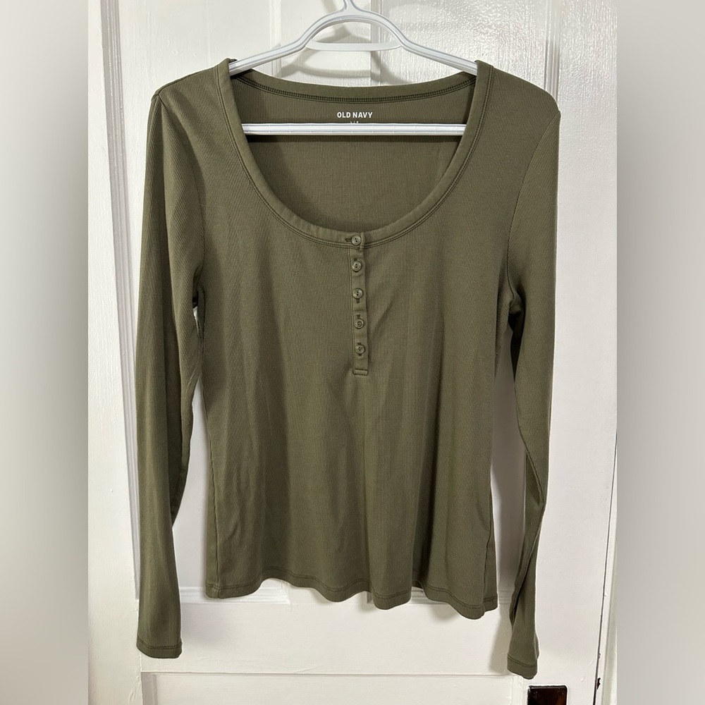 Old Navy Women's Olive Green Long Sleeve Top